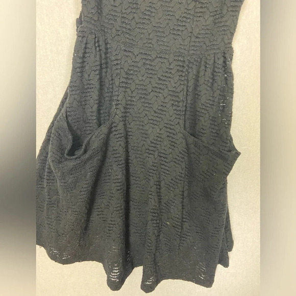 Free People black  lace overlay pocket cut-out mini dress Sz XS - Picture 7 of 14